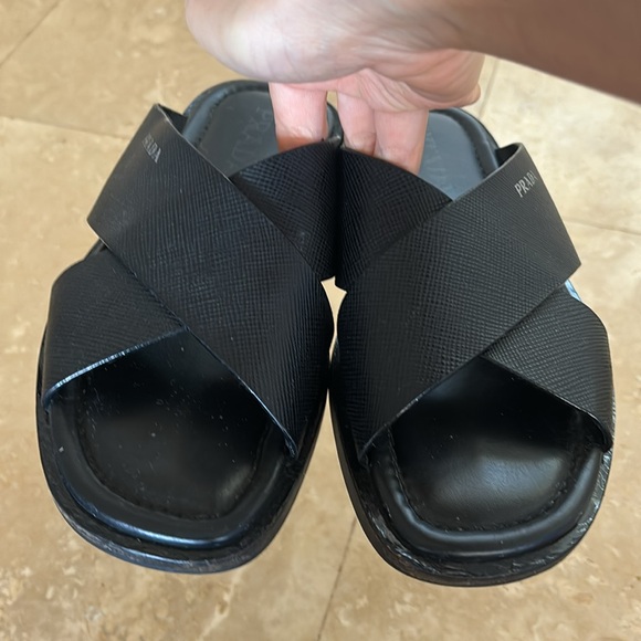 Prada men’s black leather slides criss cross - Picture 4 of 6